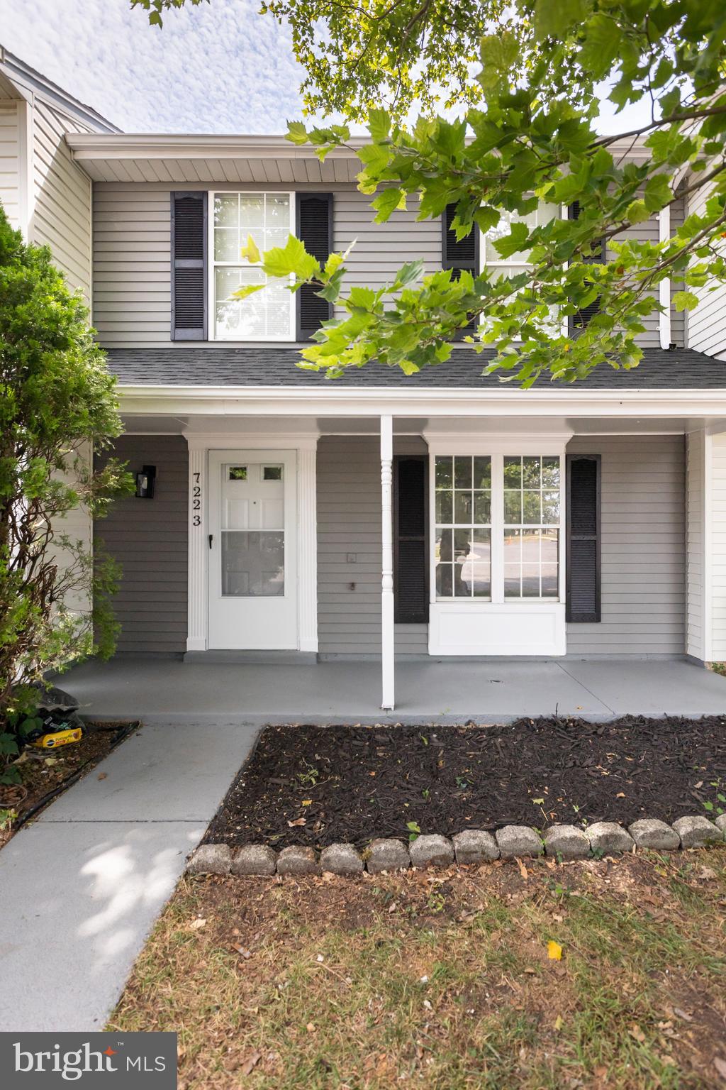 CLINTON PLAZA TOWNHOUSES - Residential