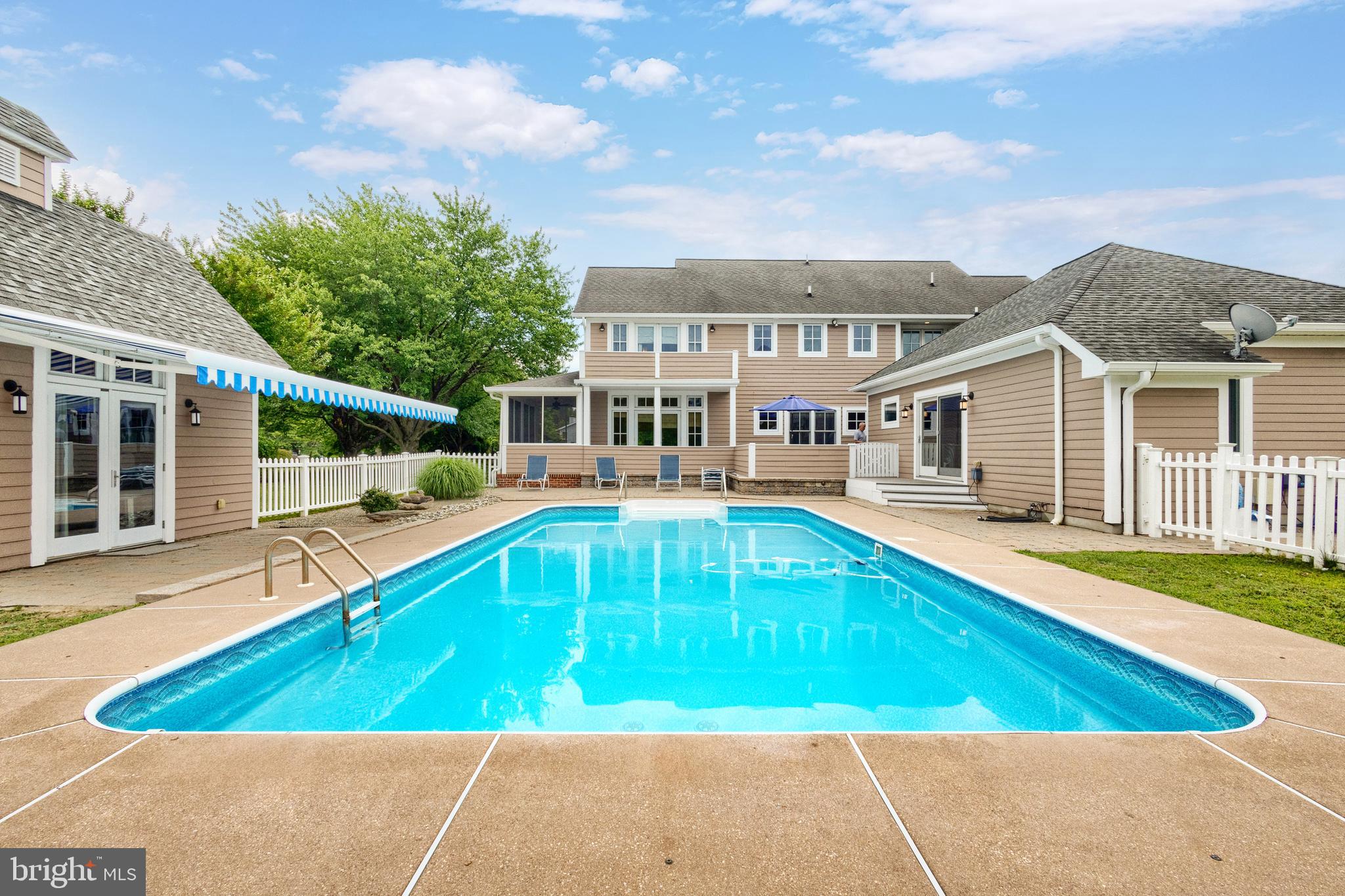 PROSPECT BAY - Residential