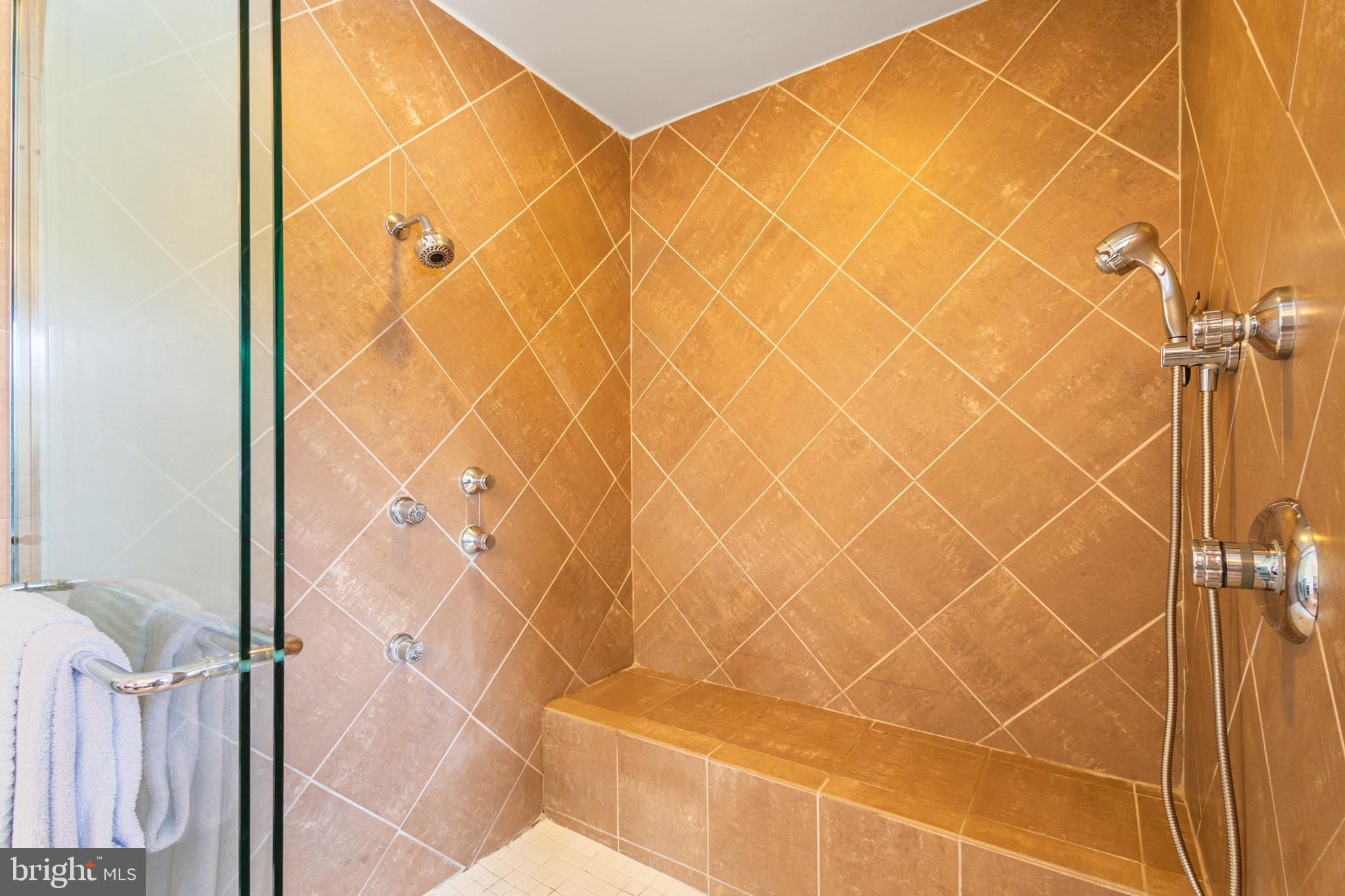 PROSPECT BAY - Residential