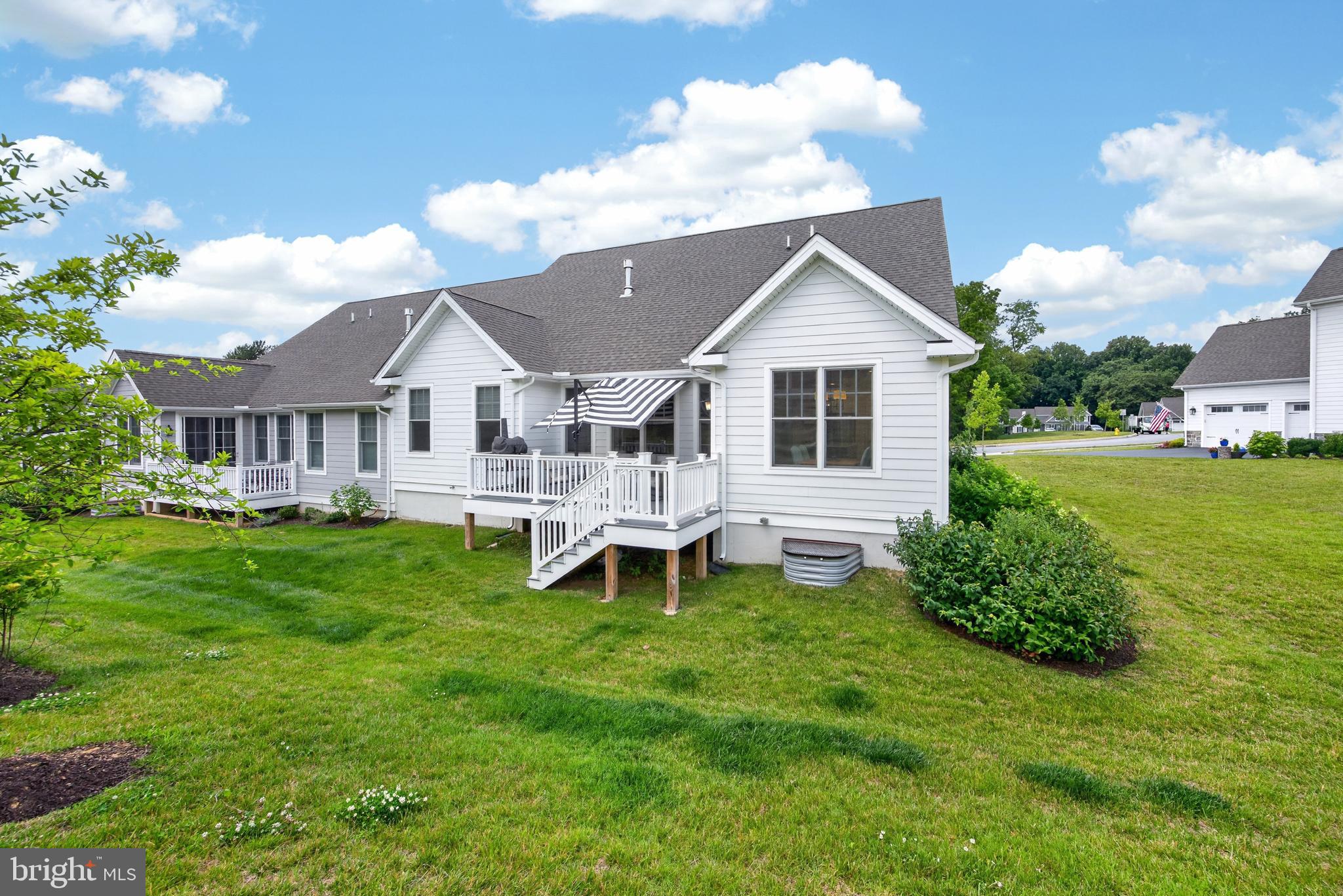THE VILLAGES AT NORTHRIDGE - Residential