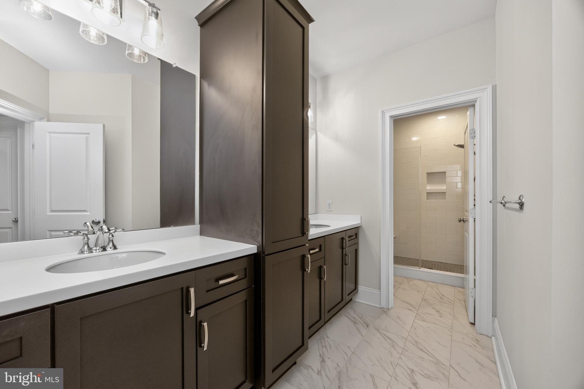 THE VILLAGES AT NORTHRIDGE - Residential