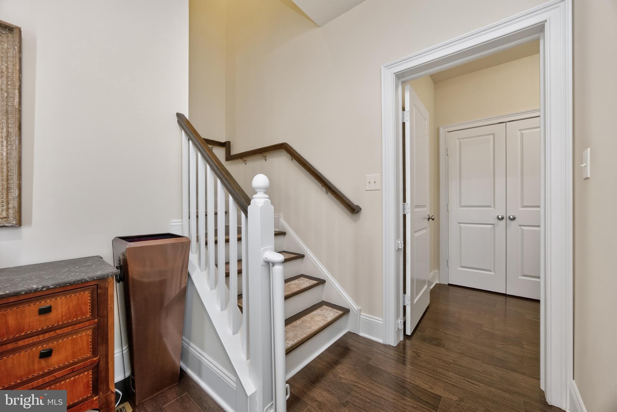 THE VILLAGES AT NORTHRIDGE - Residential