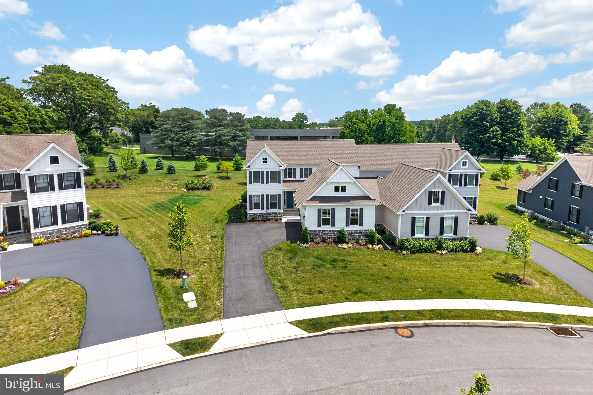 THE VILLAGES AT NORTHRIDGE - Residential