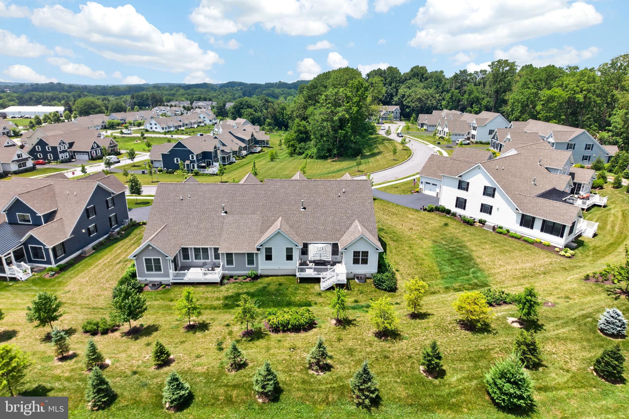 THE VILLAGES AT NORTHRIDGE - Residential