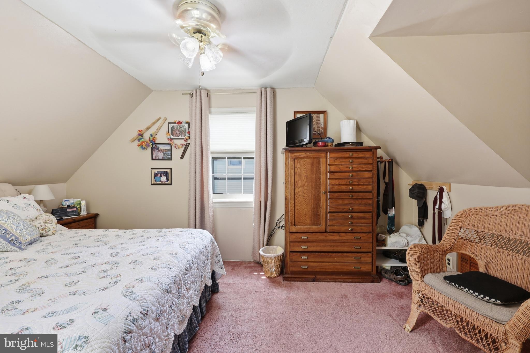 HAMILTON PARK - Residential