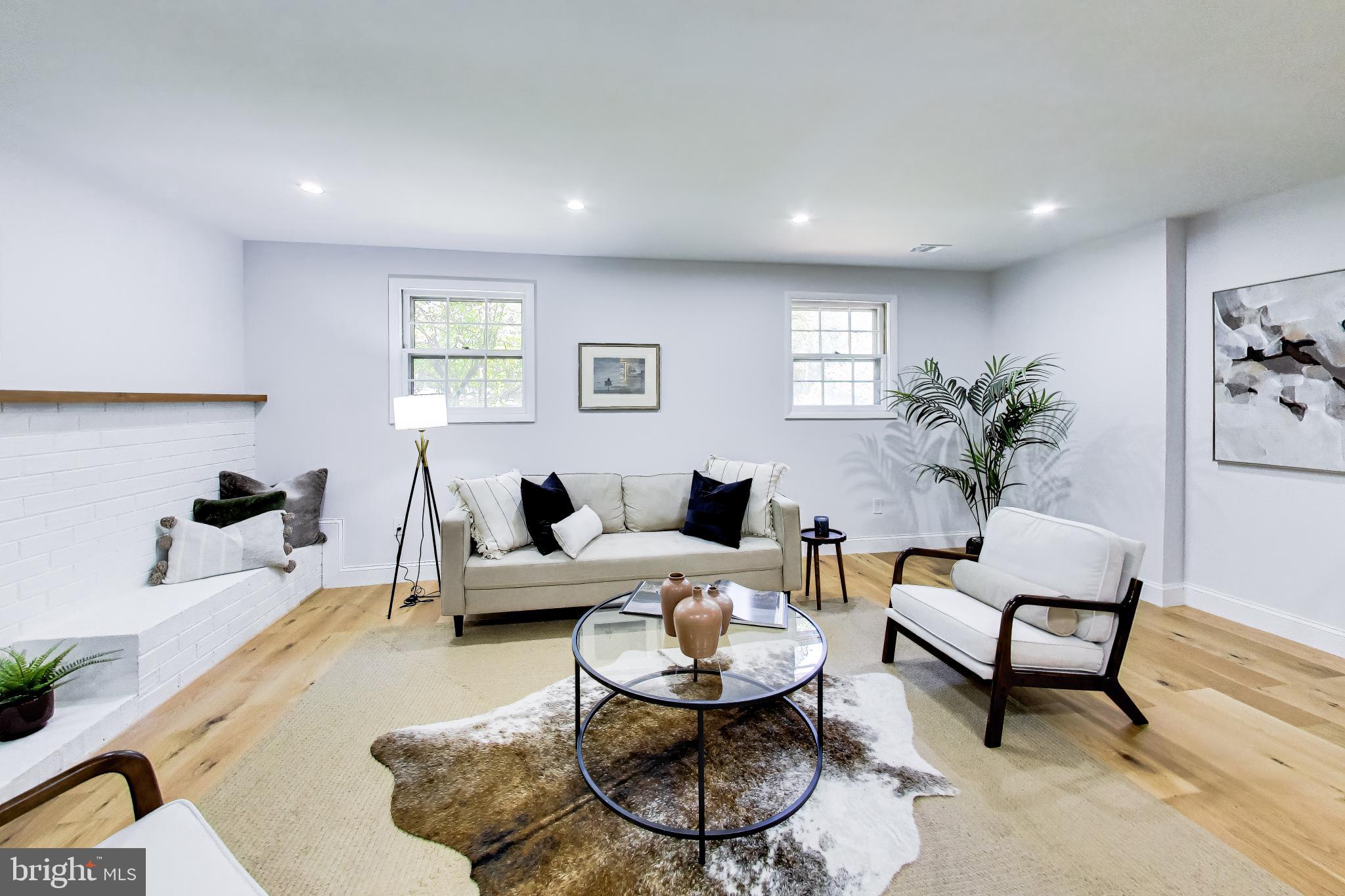 REGENCY ESTATES - Residential