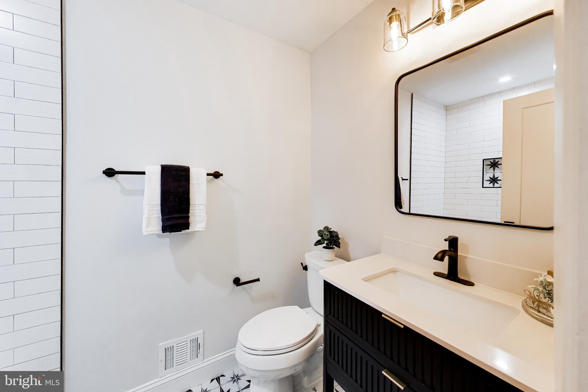 REGENCY ESTATES - Residential