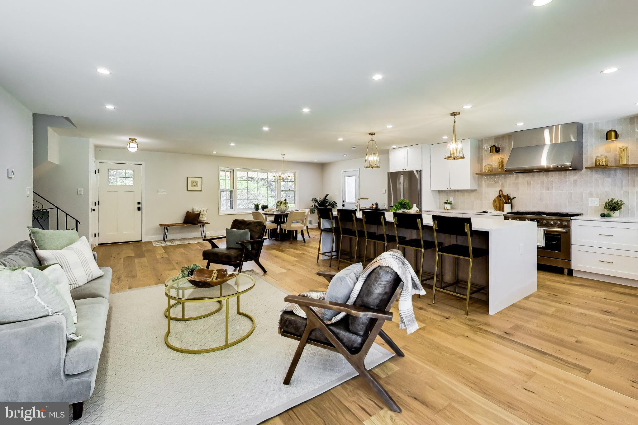 REGENCY ESTATES - Residential