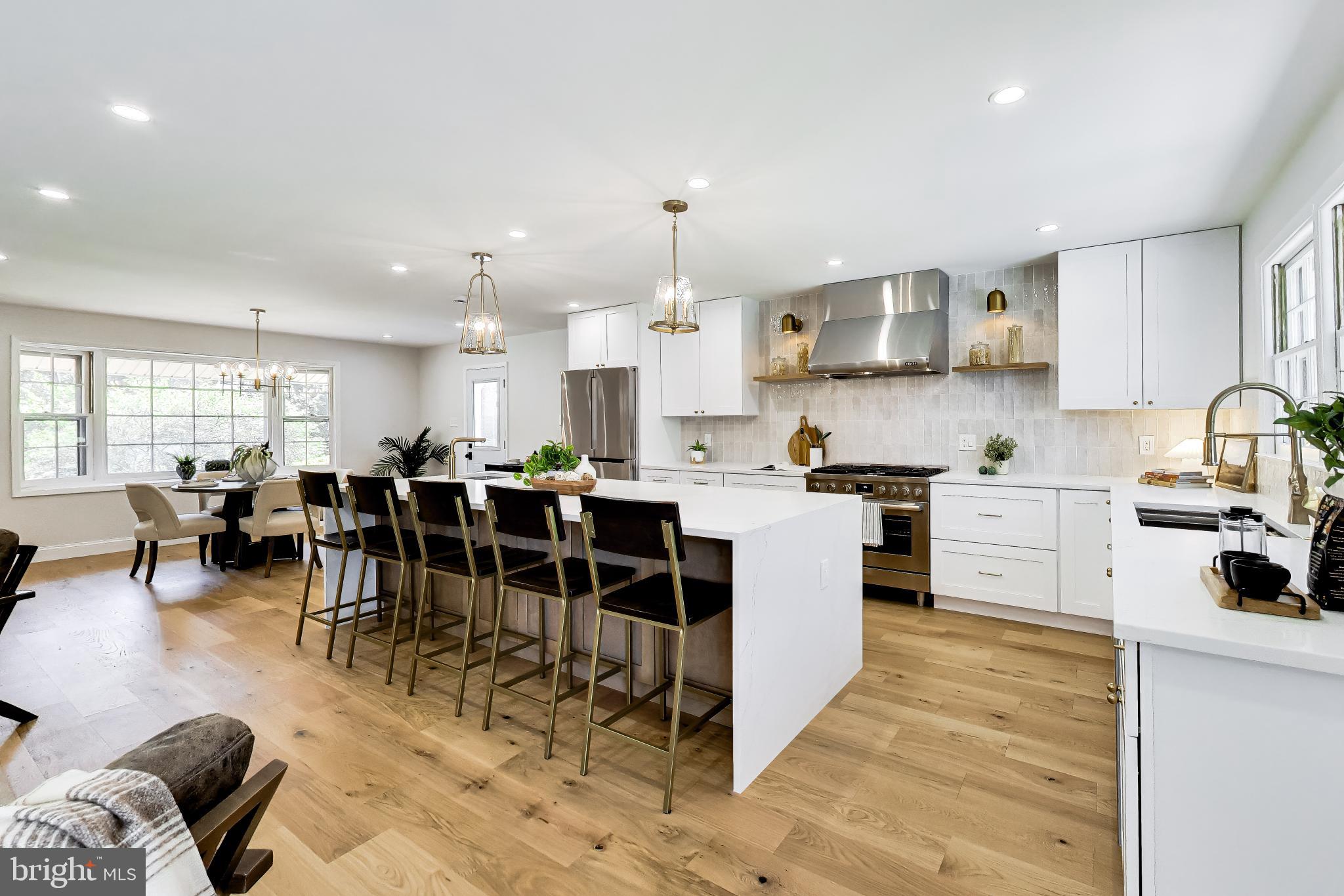 REGENCY ESTATES - Residential