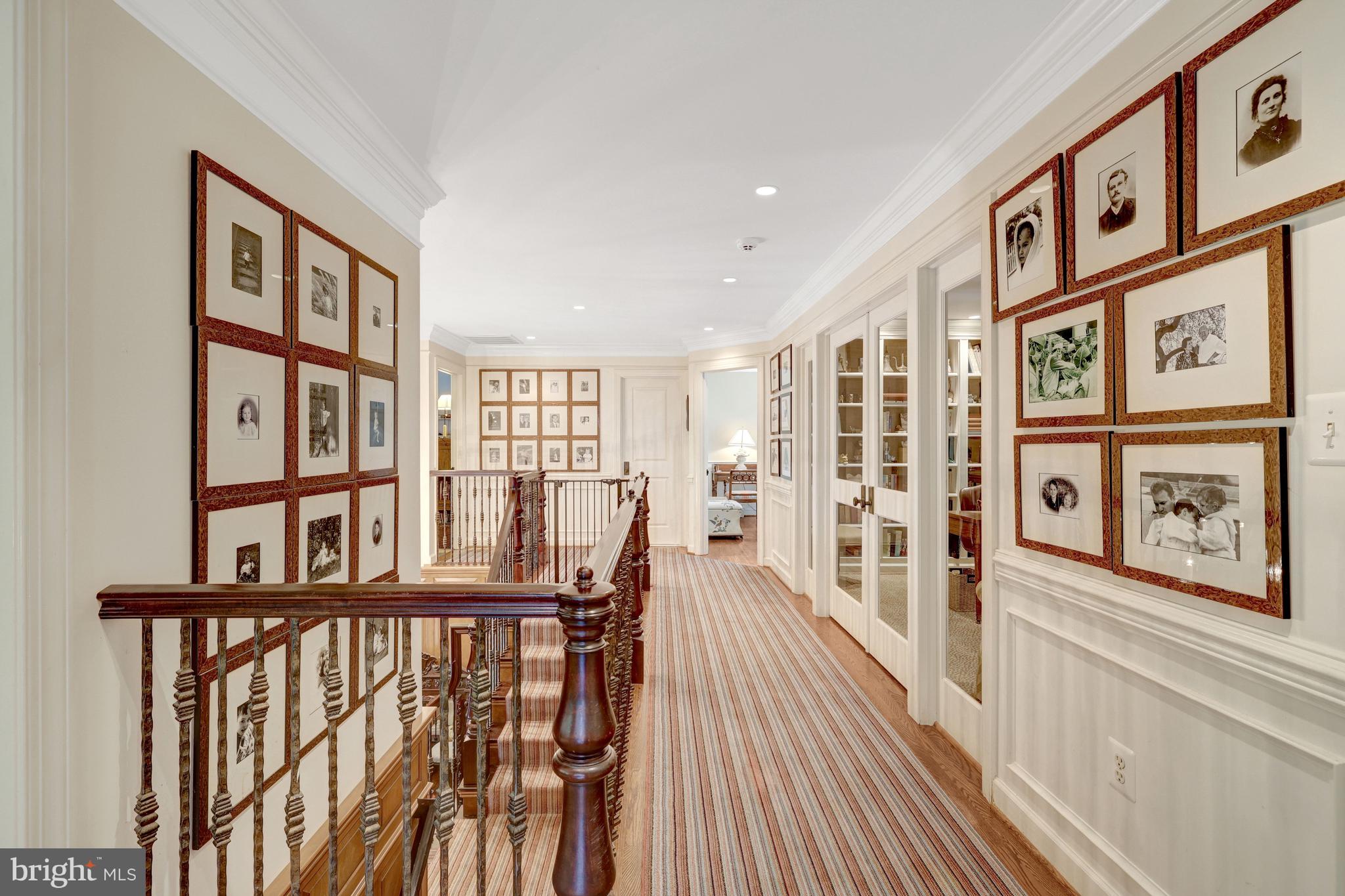 FALLSWOOD COURT - Residential