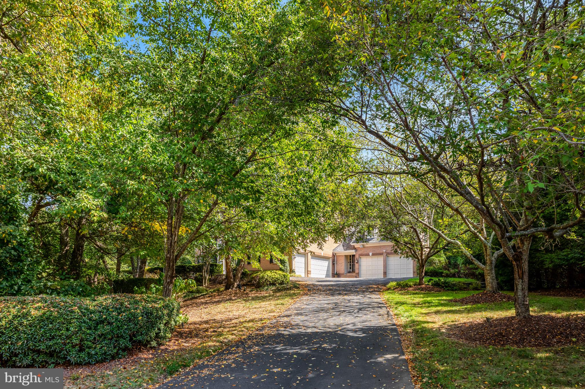 FALLSWOOD COURT - Residential