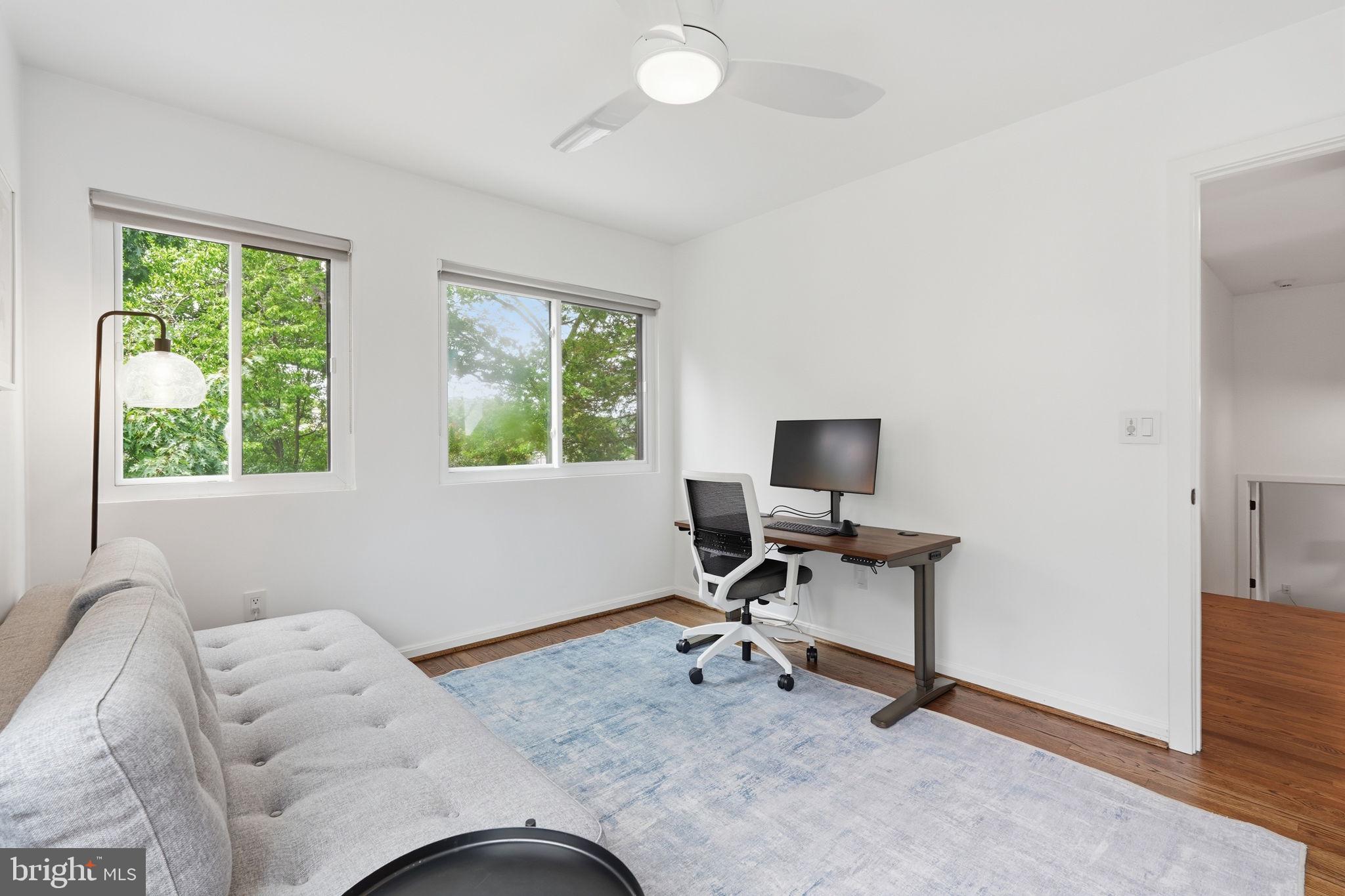 MURRAY HILL - Residential