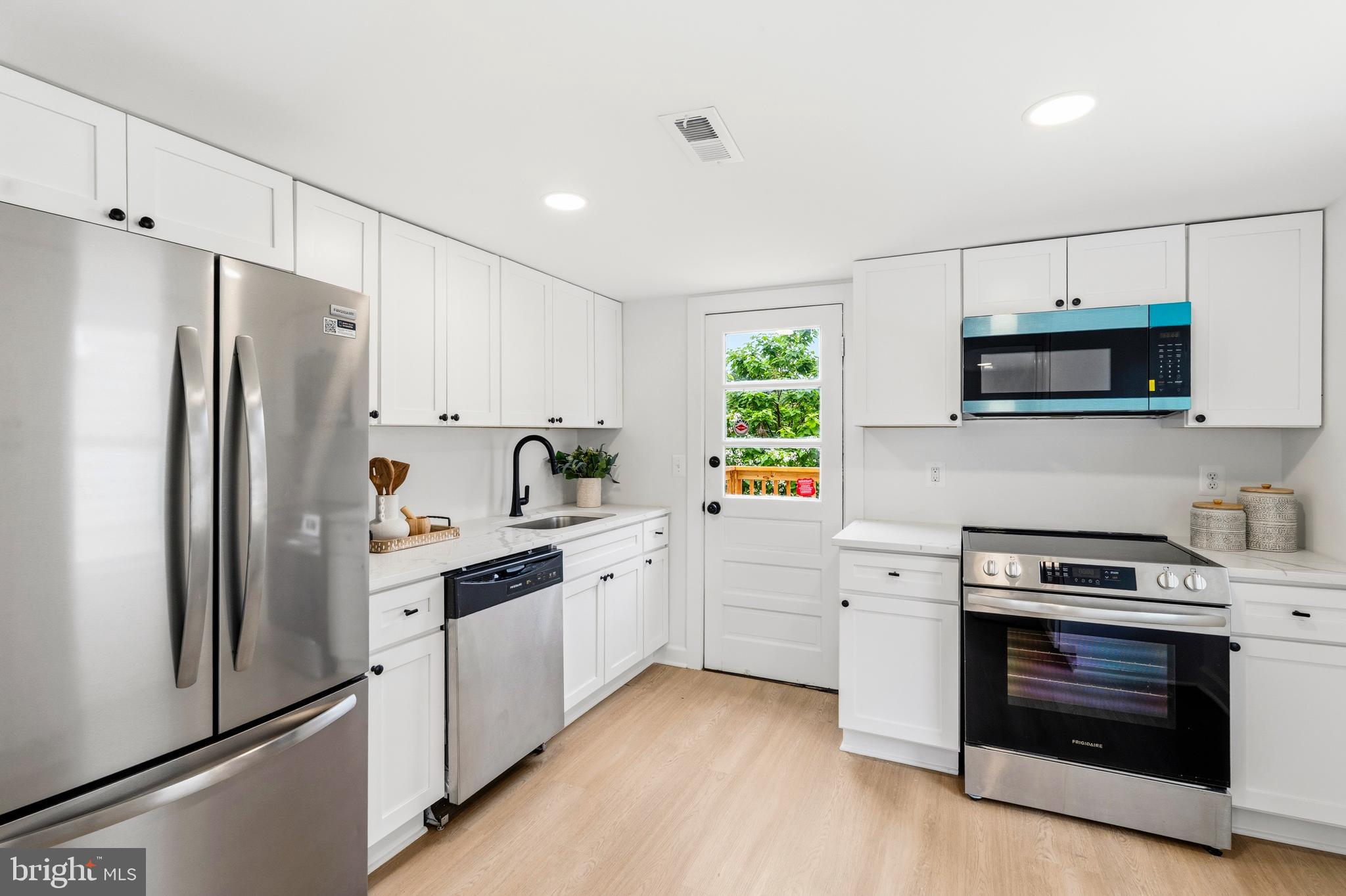 WASHINGTON SUBURBAN HOME - Residential