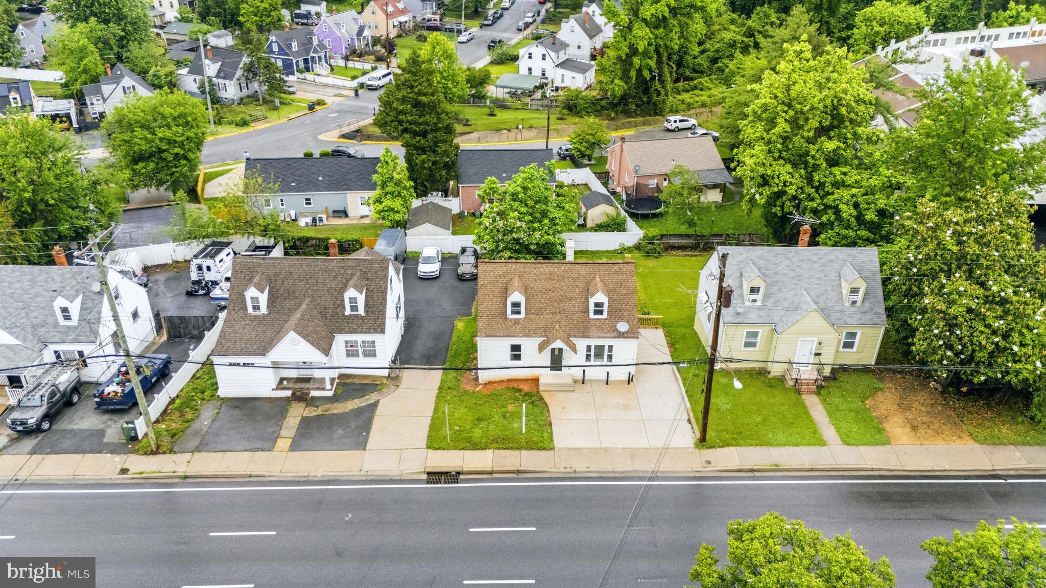 WASHINGTON SUBURBAN HOME - Residential