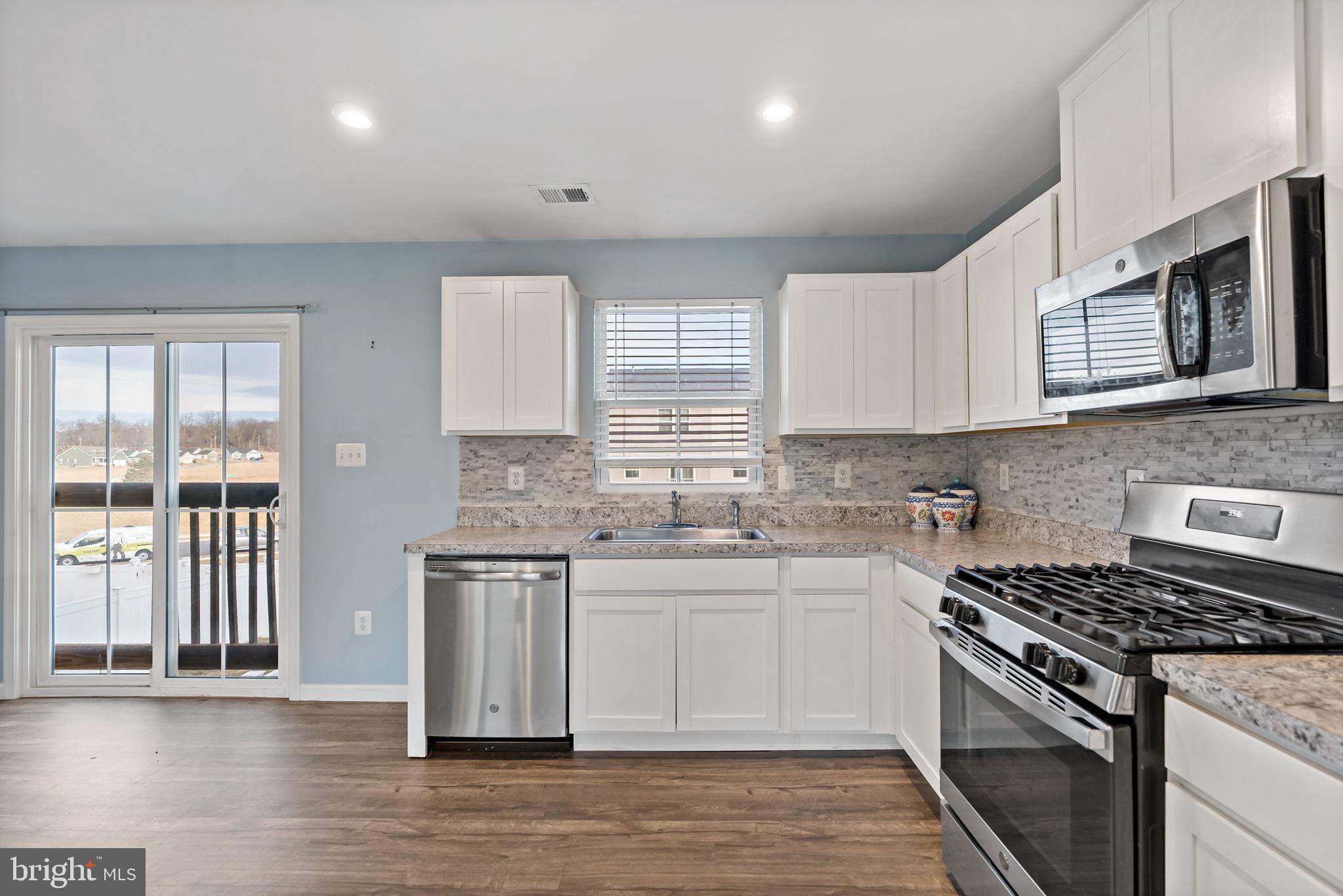 MARTINSBURG - Residential Lease