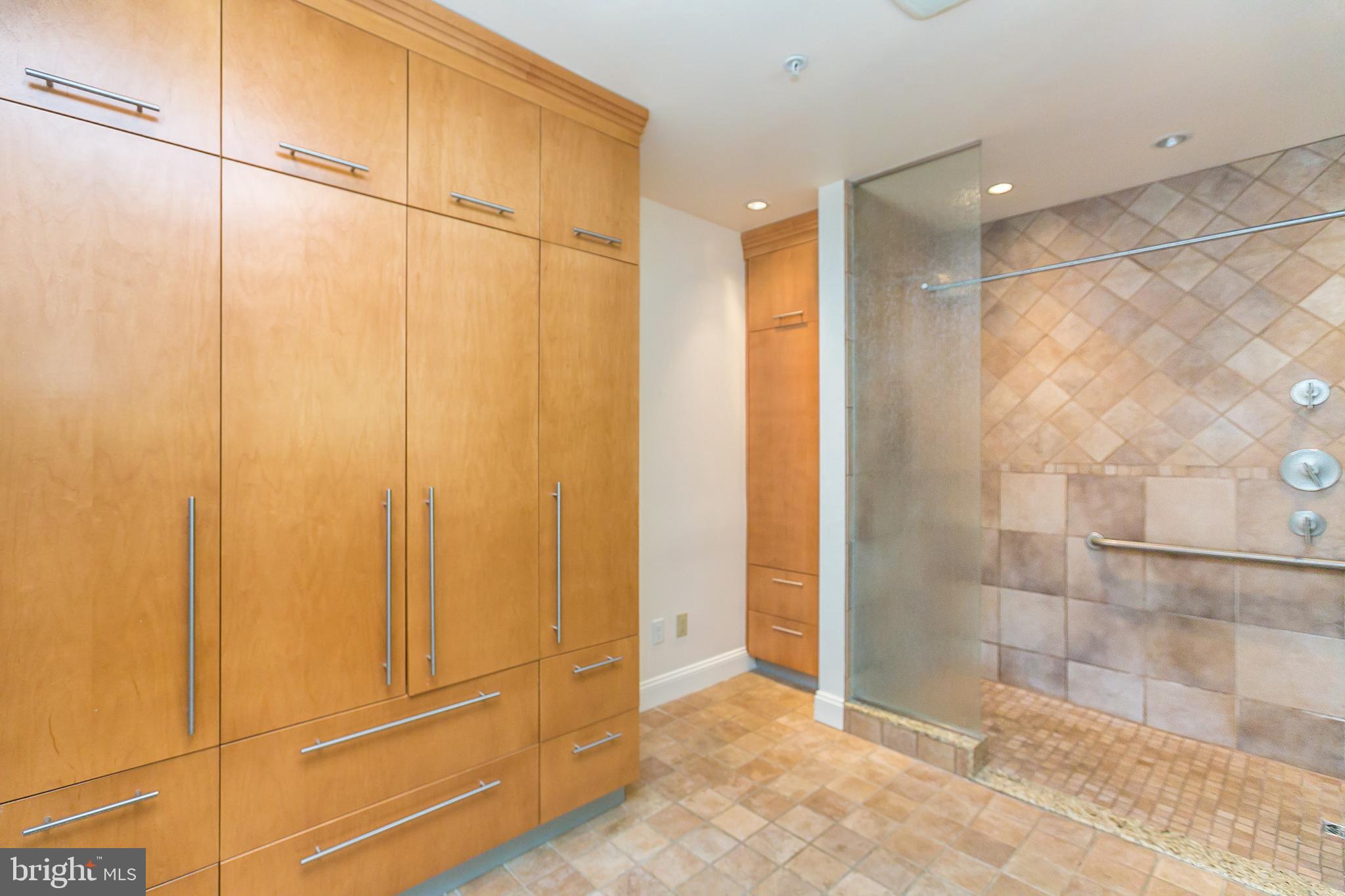 HARBOR EAST - Residential Lease