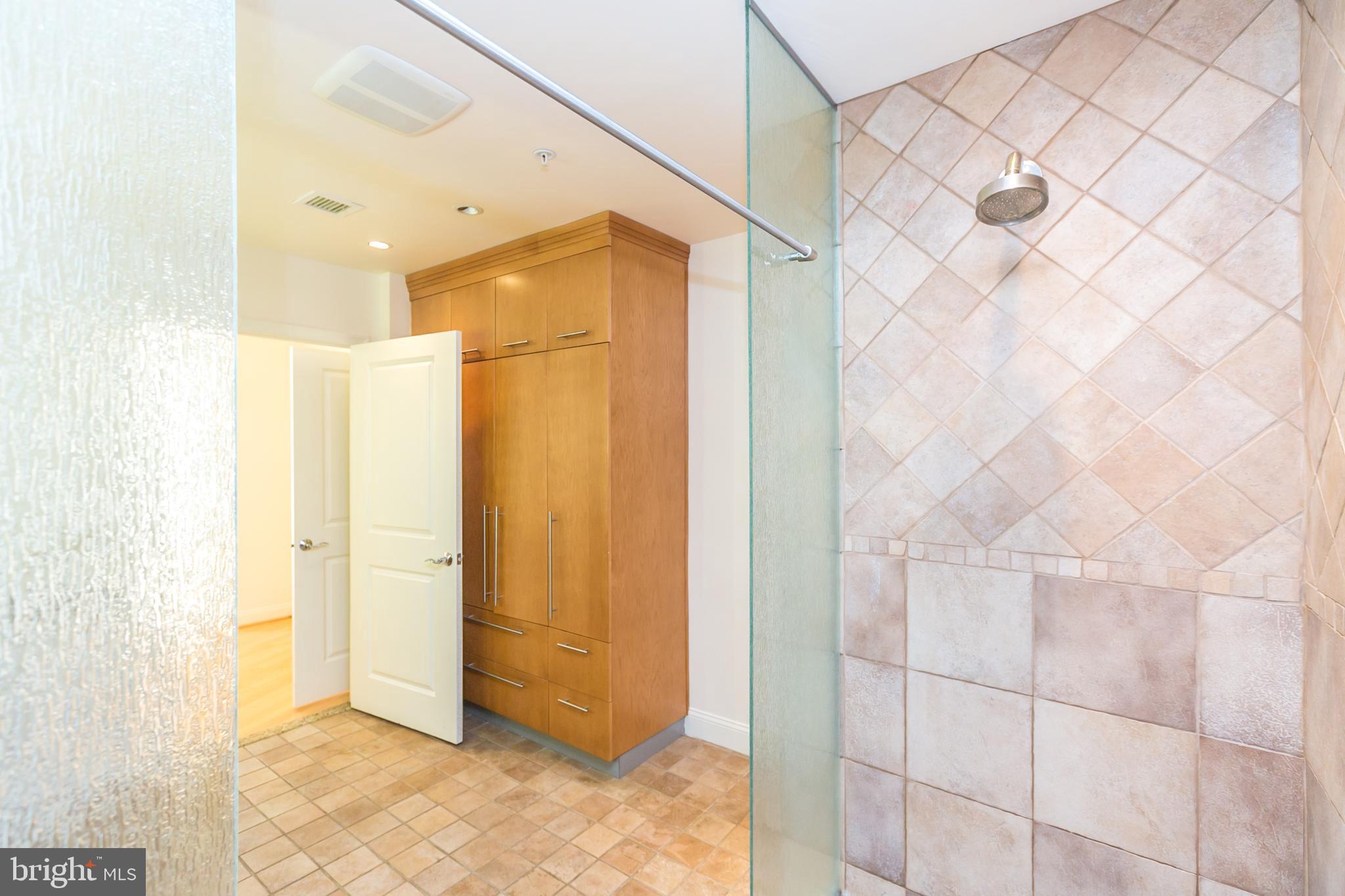 HARBOR EAST - Residential Lease