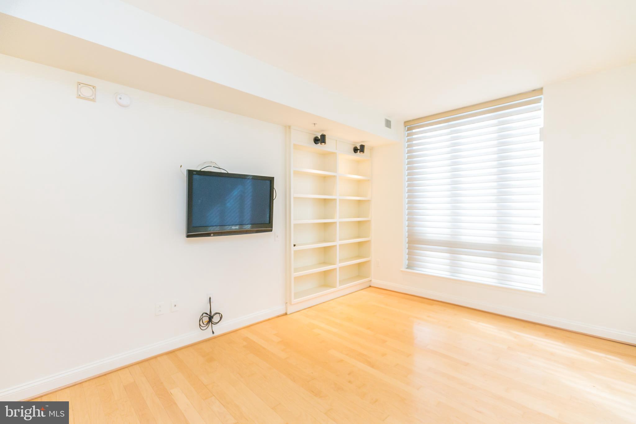 HARBOR EAST - Residential Lease