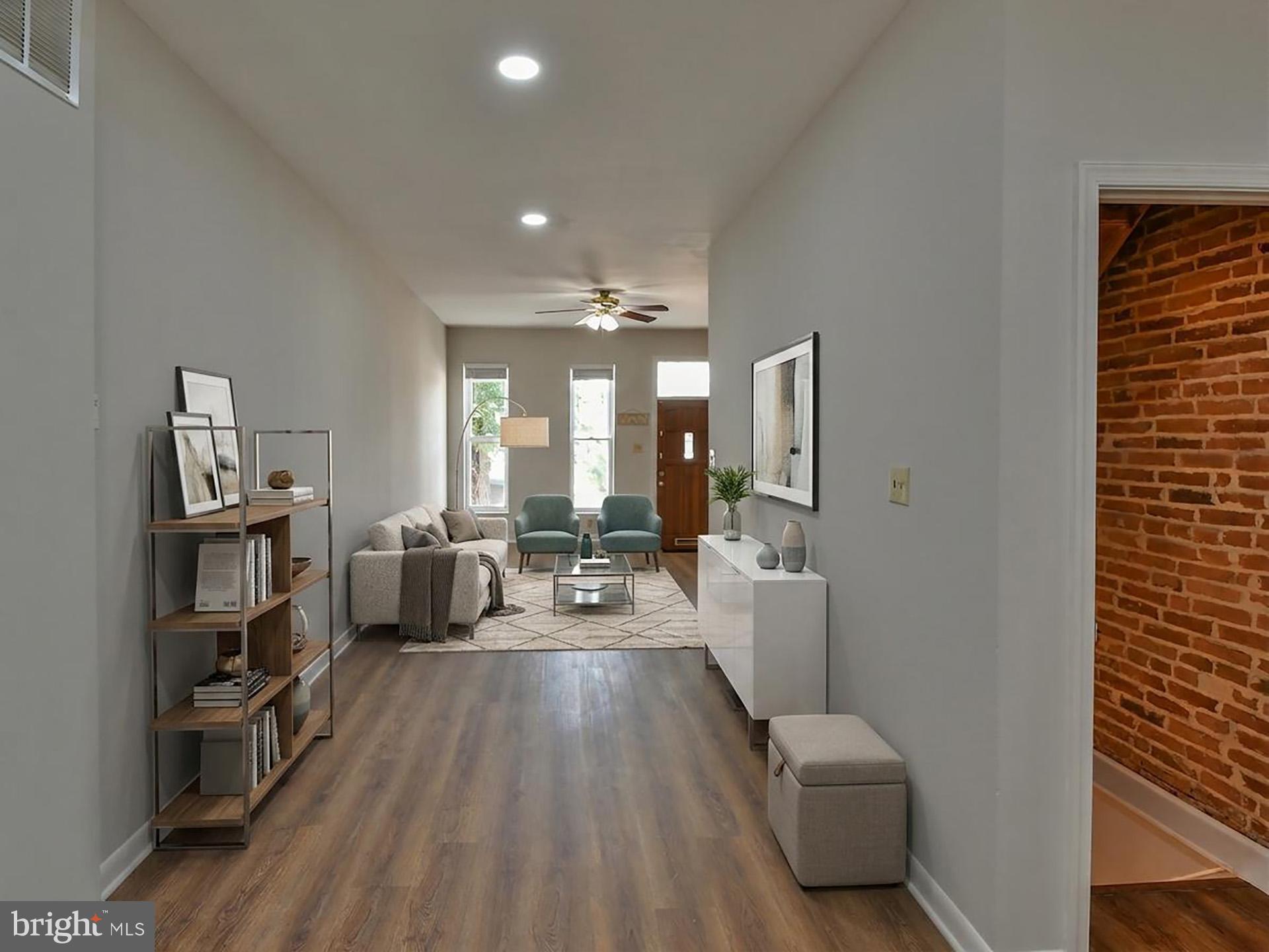 LOCUST POINT - Residential
