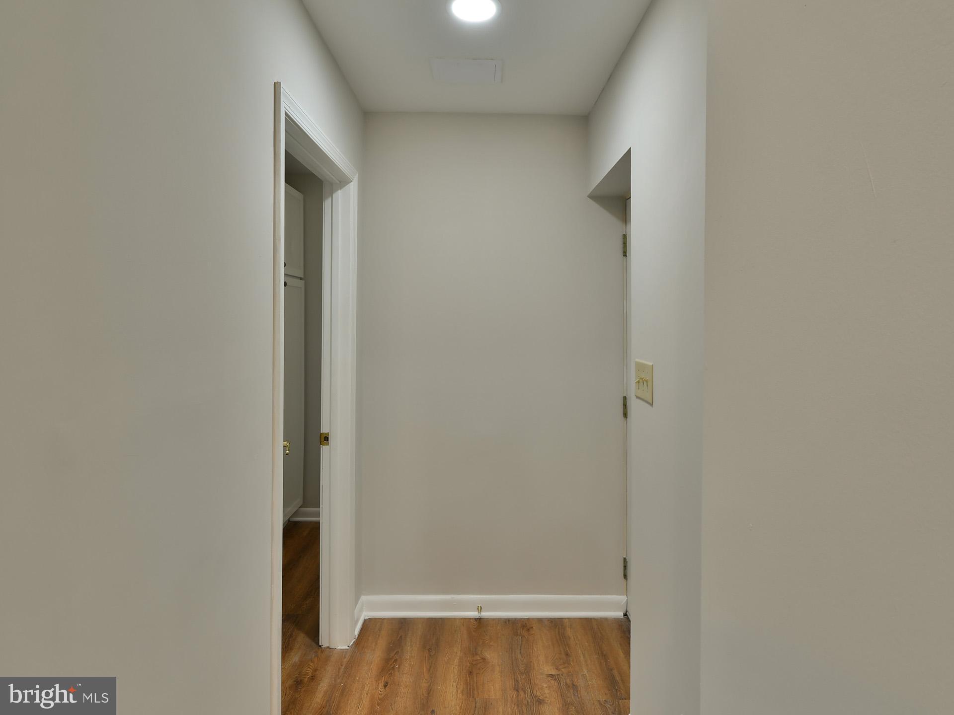 LOCUST POINT - Residential