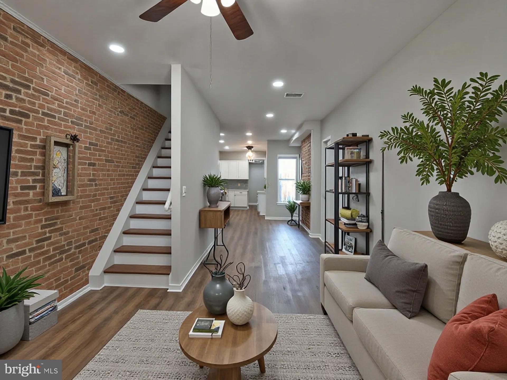 LOCUST POINT - Residential