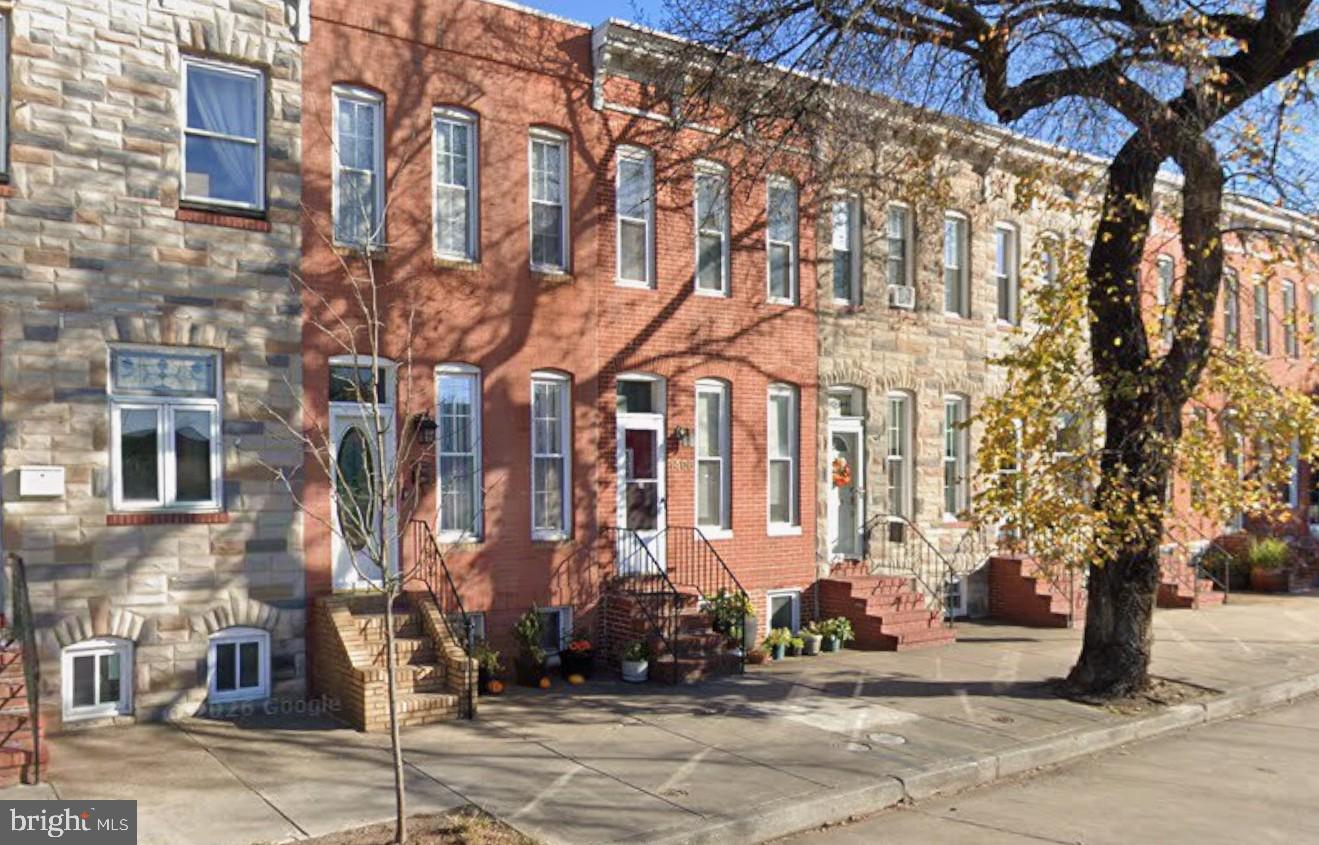 LOCUST POINT - Residential