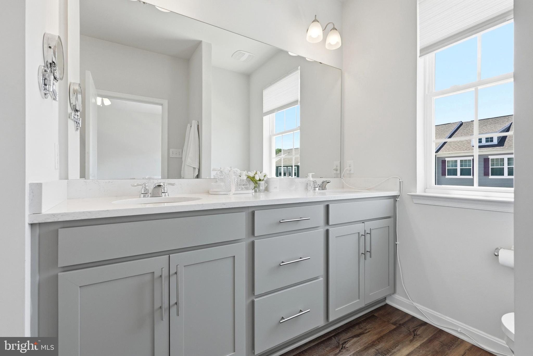SEVERN MEADOWS - Residential