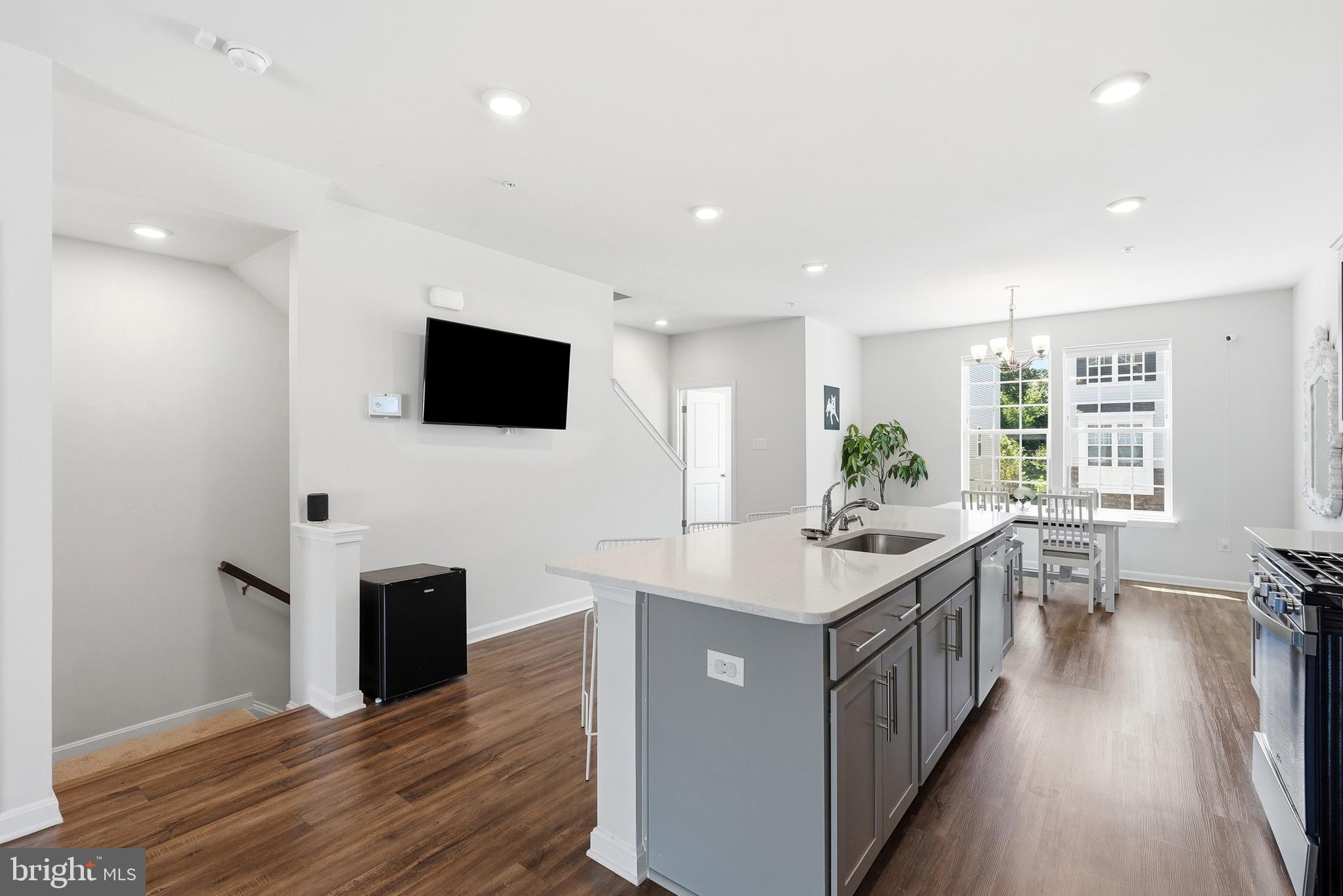 SEVERN MEADOWS - Residential