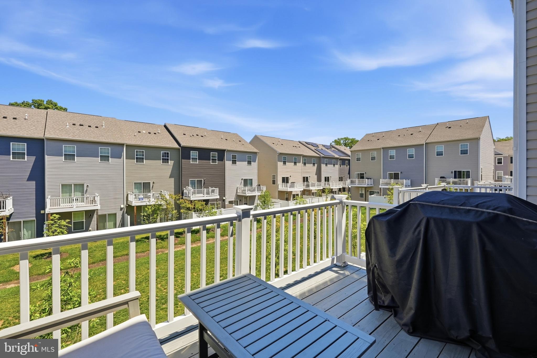 SEVERN MEADOWS - Residential