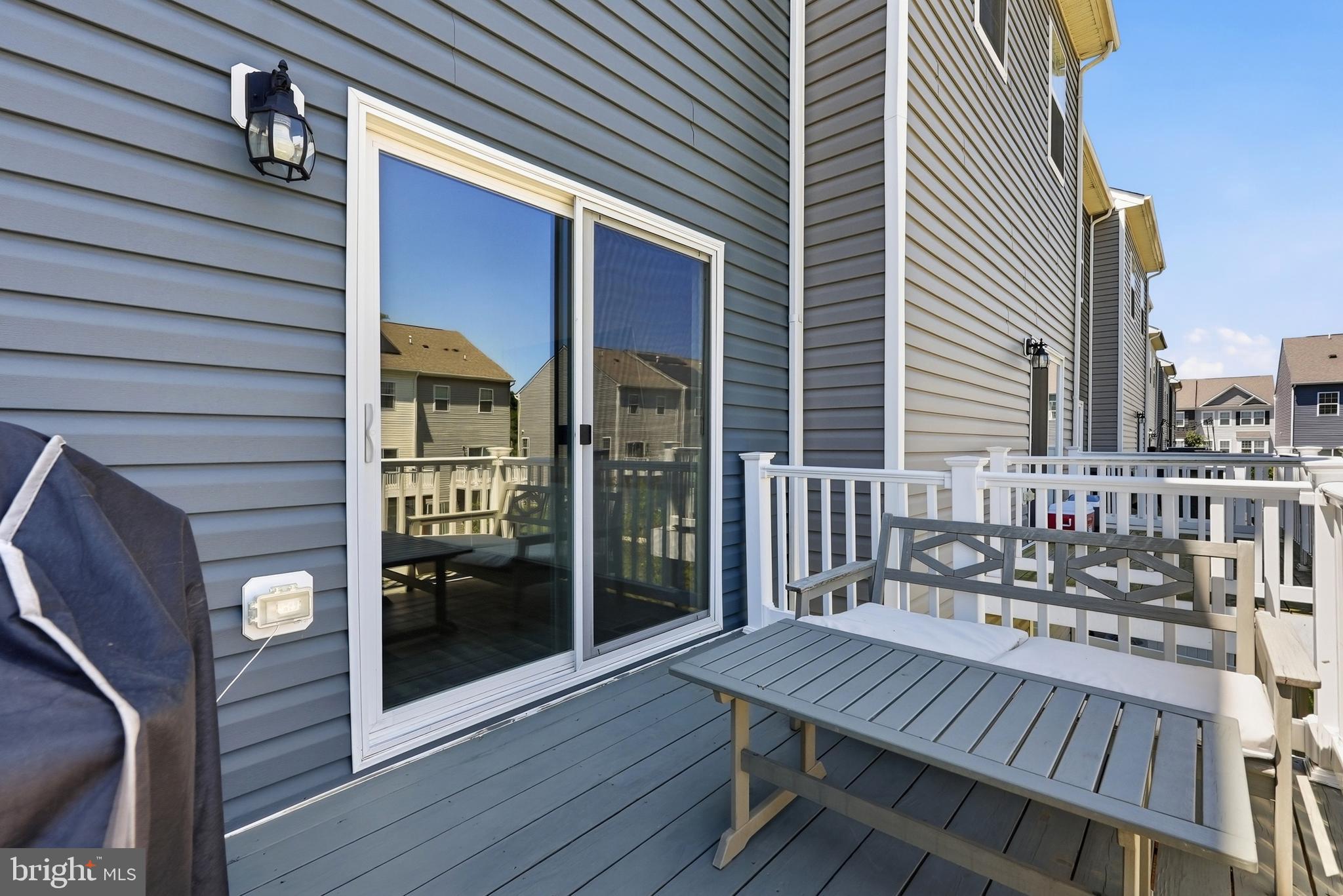 SEVERN MEADOWS - Residential