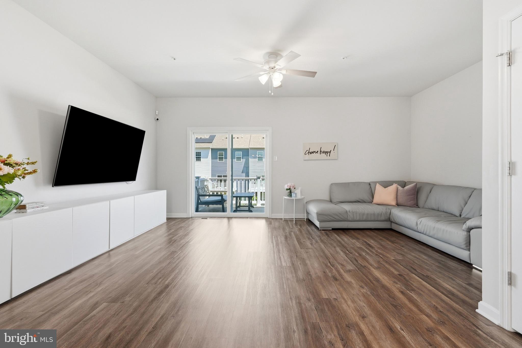 SEVERN MEADOWS - Residential