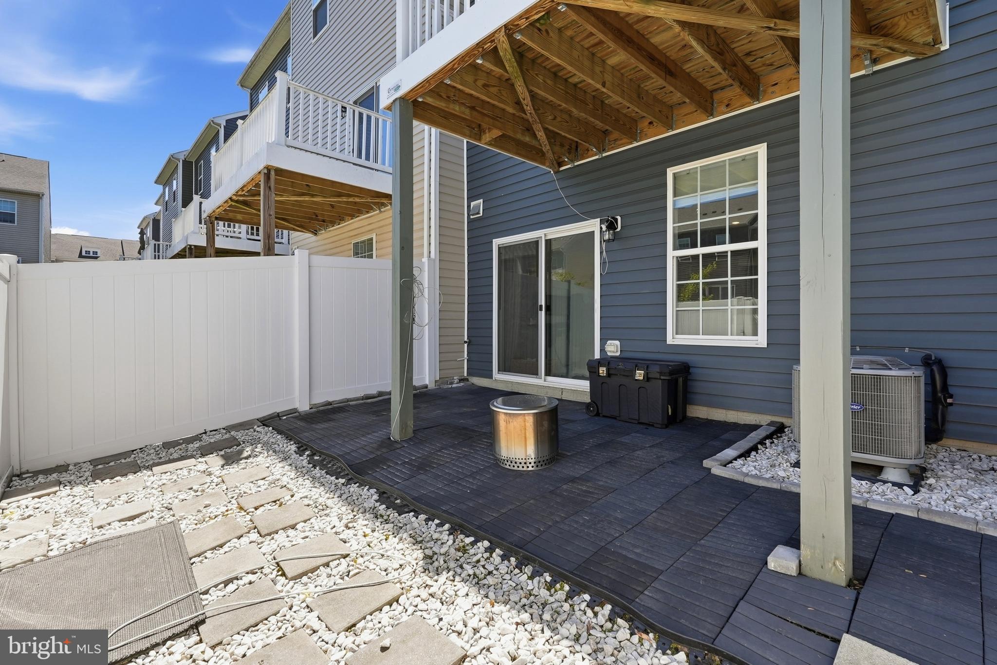 SEVERN MEADOWS - Residential