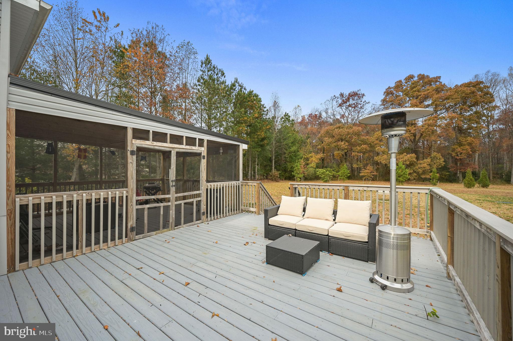 GRIFFITH LAKE ESTATES - Residential