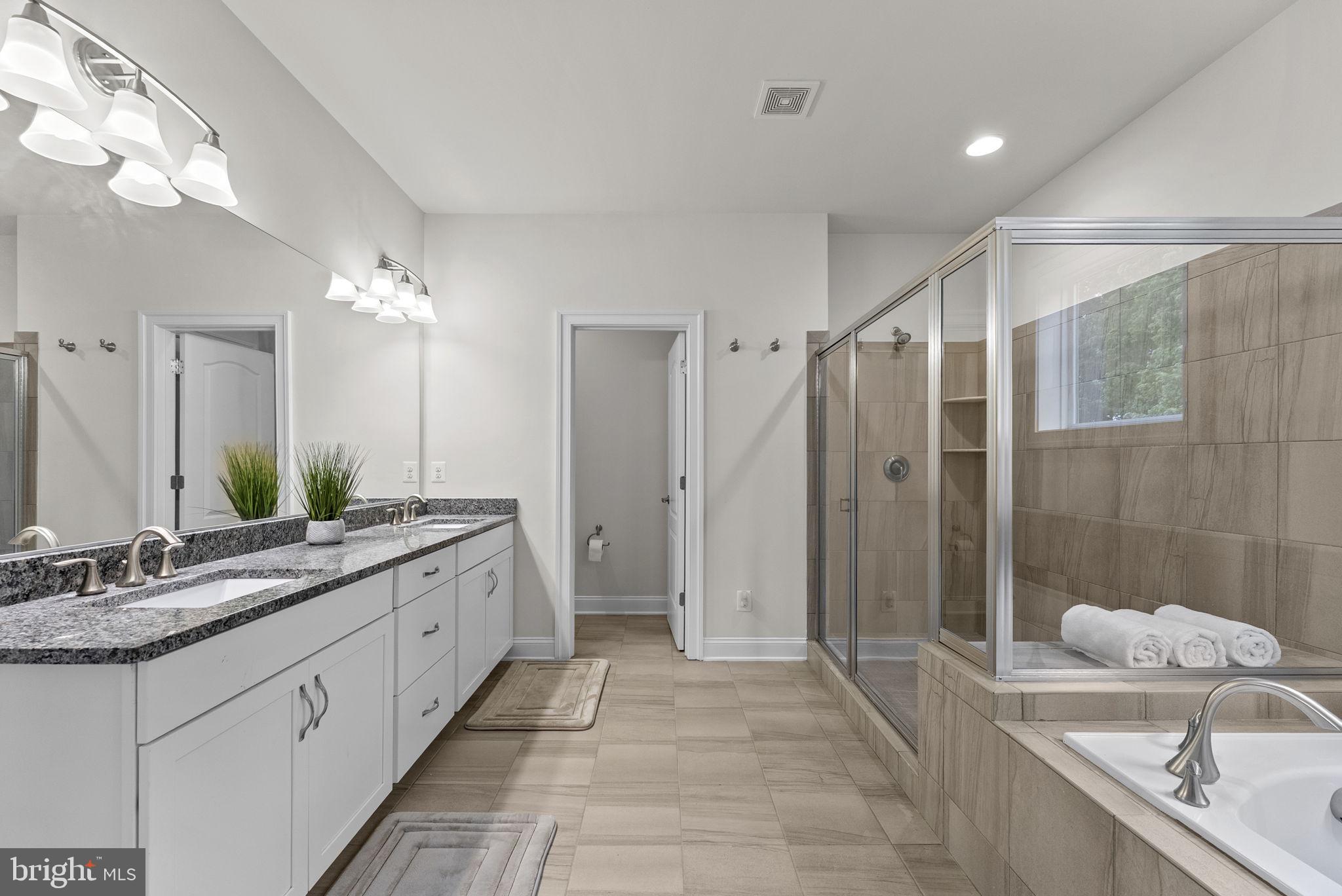 WESTBURY GLEN - Residential