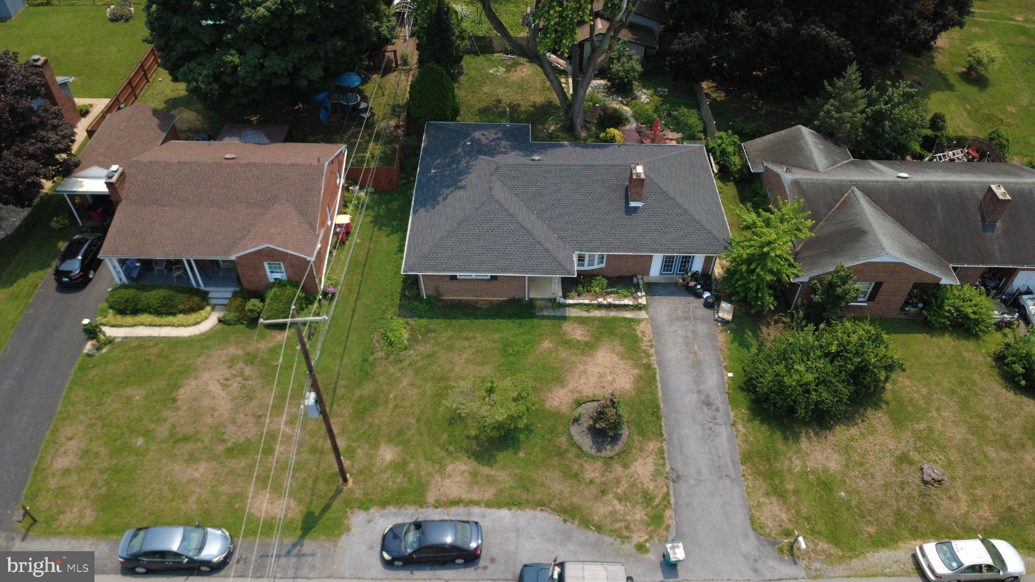 TAMMANY MANOR - Residential