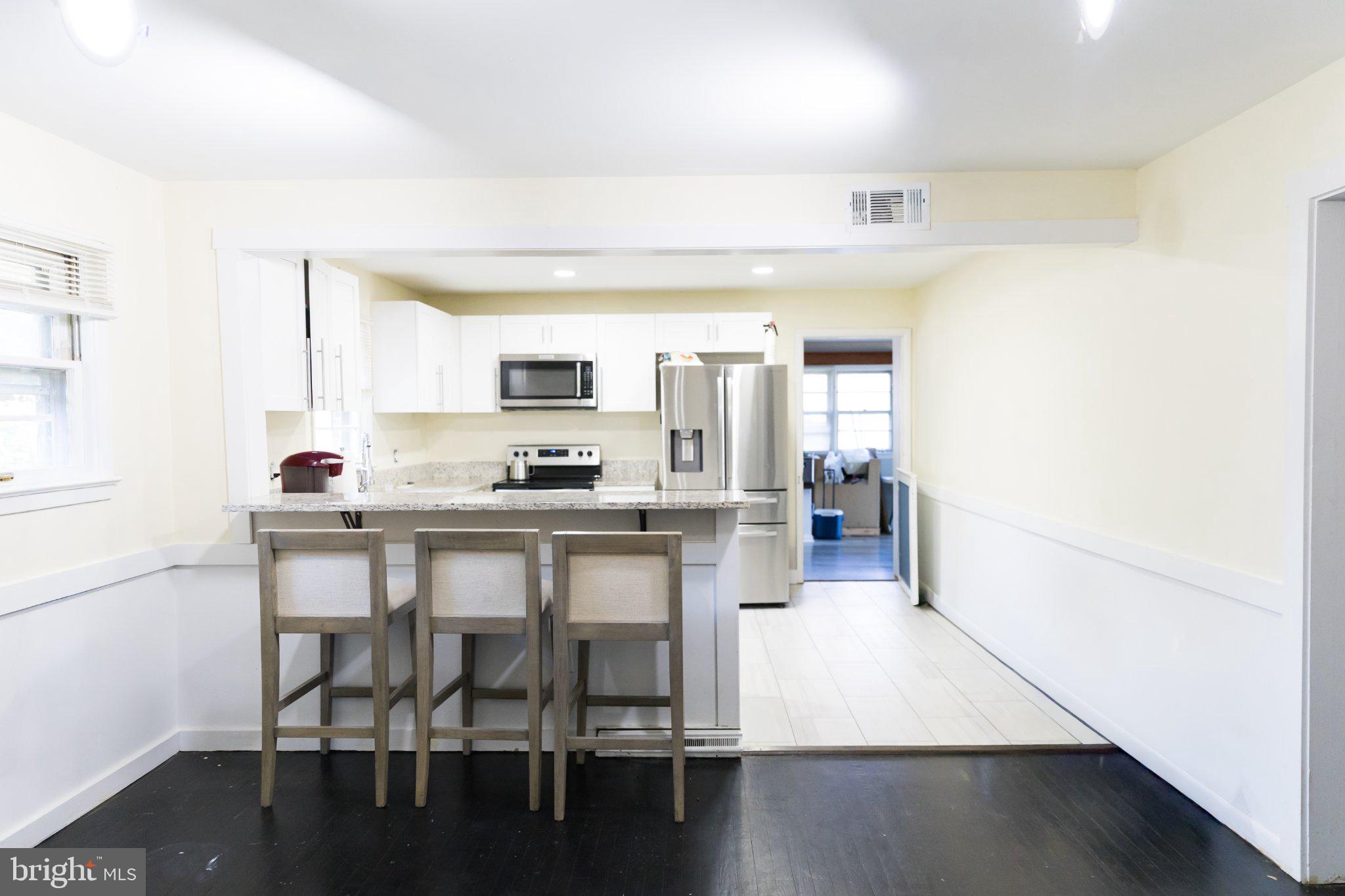 TAMMANY MANOR - Residential