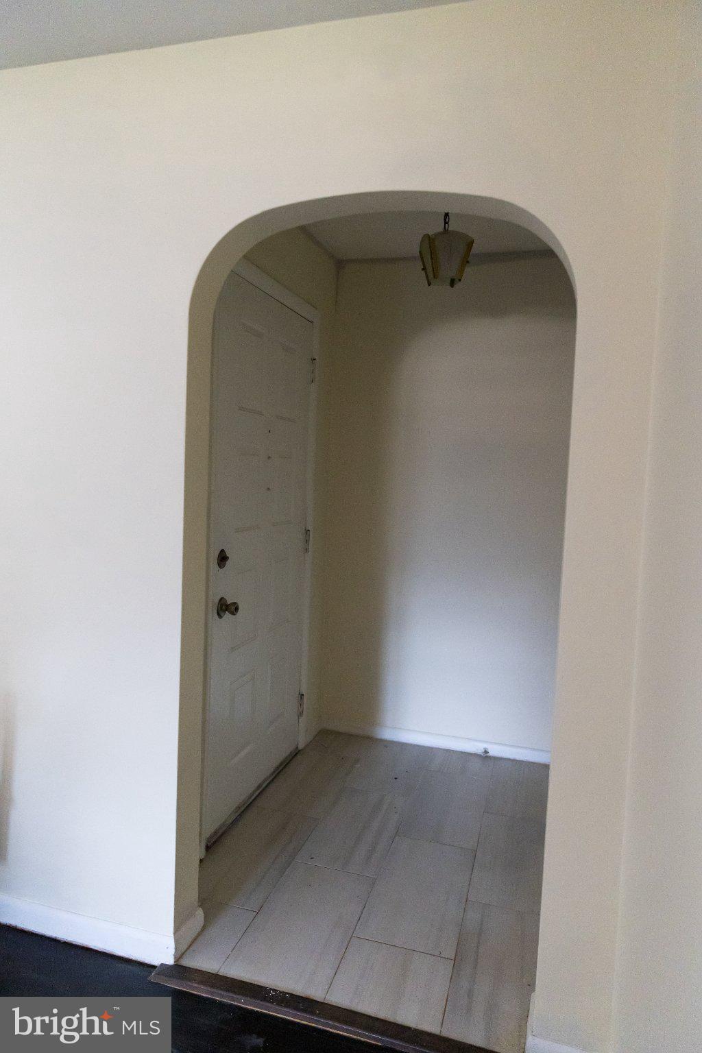 TAMMANY MANOR - Residential