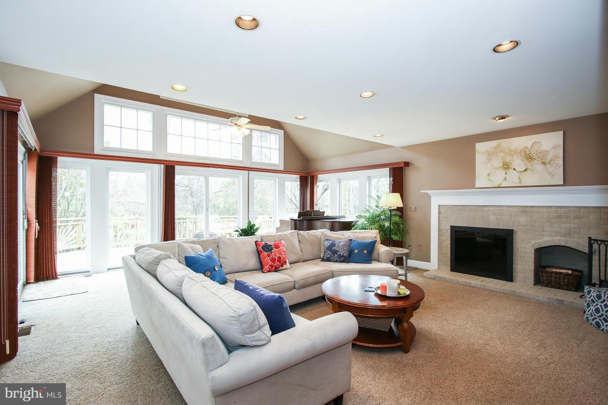 STONEBRIDGE - Residential