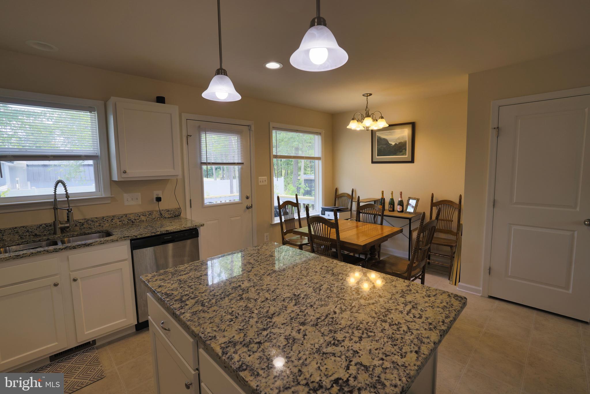 BERKLEY BEACH - Residential