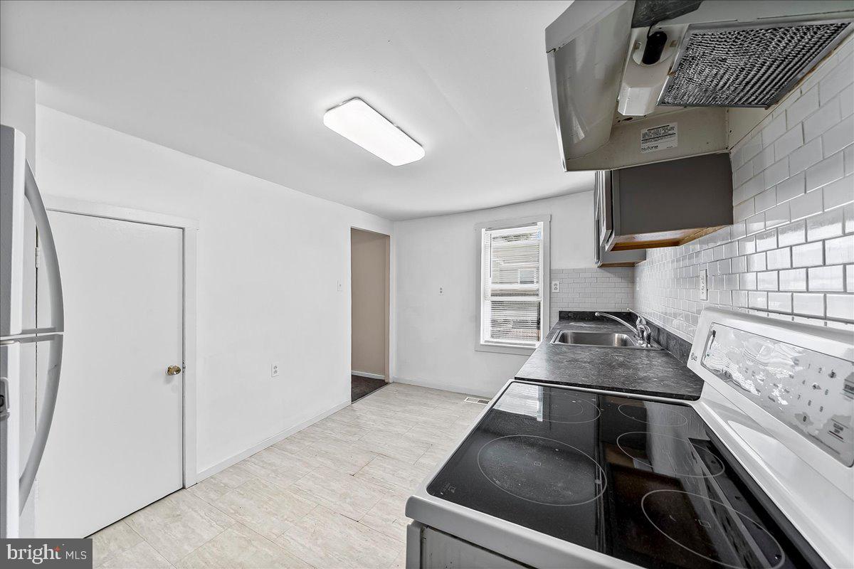 LENNOX PARK MHP - Residential