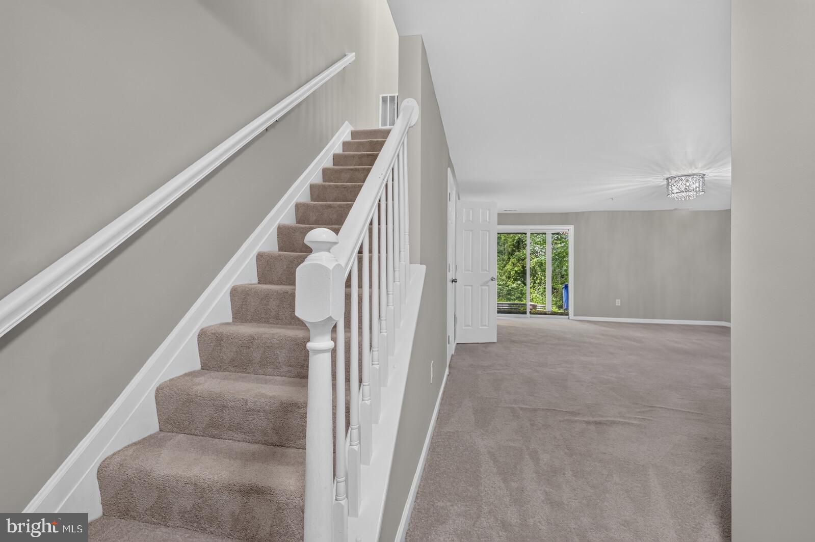 FIELDSTONE - Residential