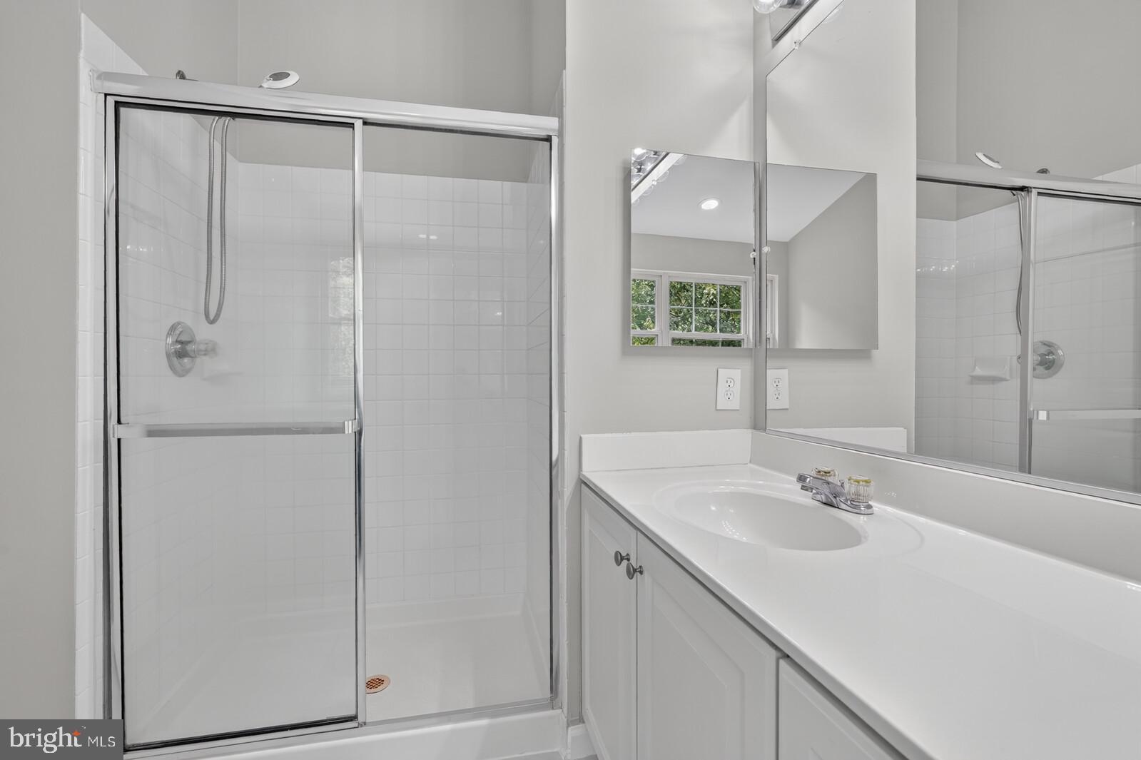FIELDSTONE - Residential