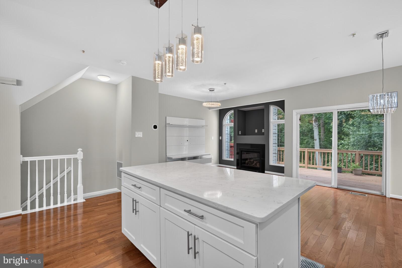 FIELDSTONE - Residential