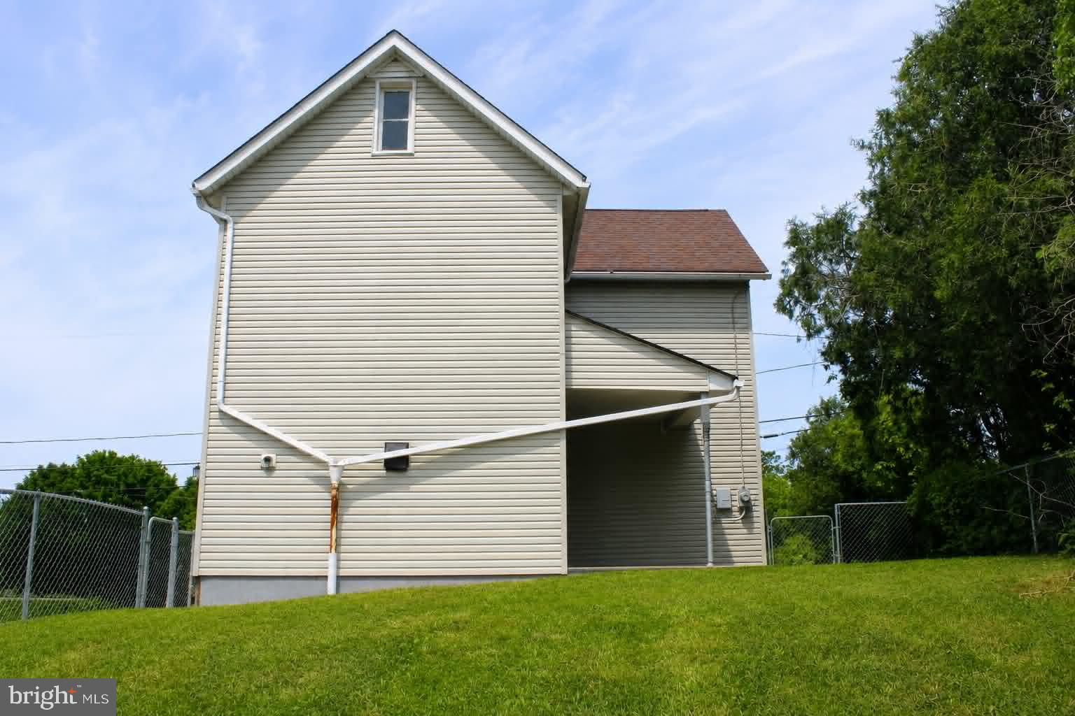 JOHNSON HEIGHTS - Residential
