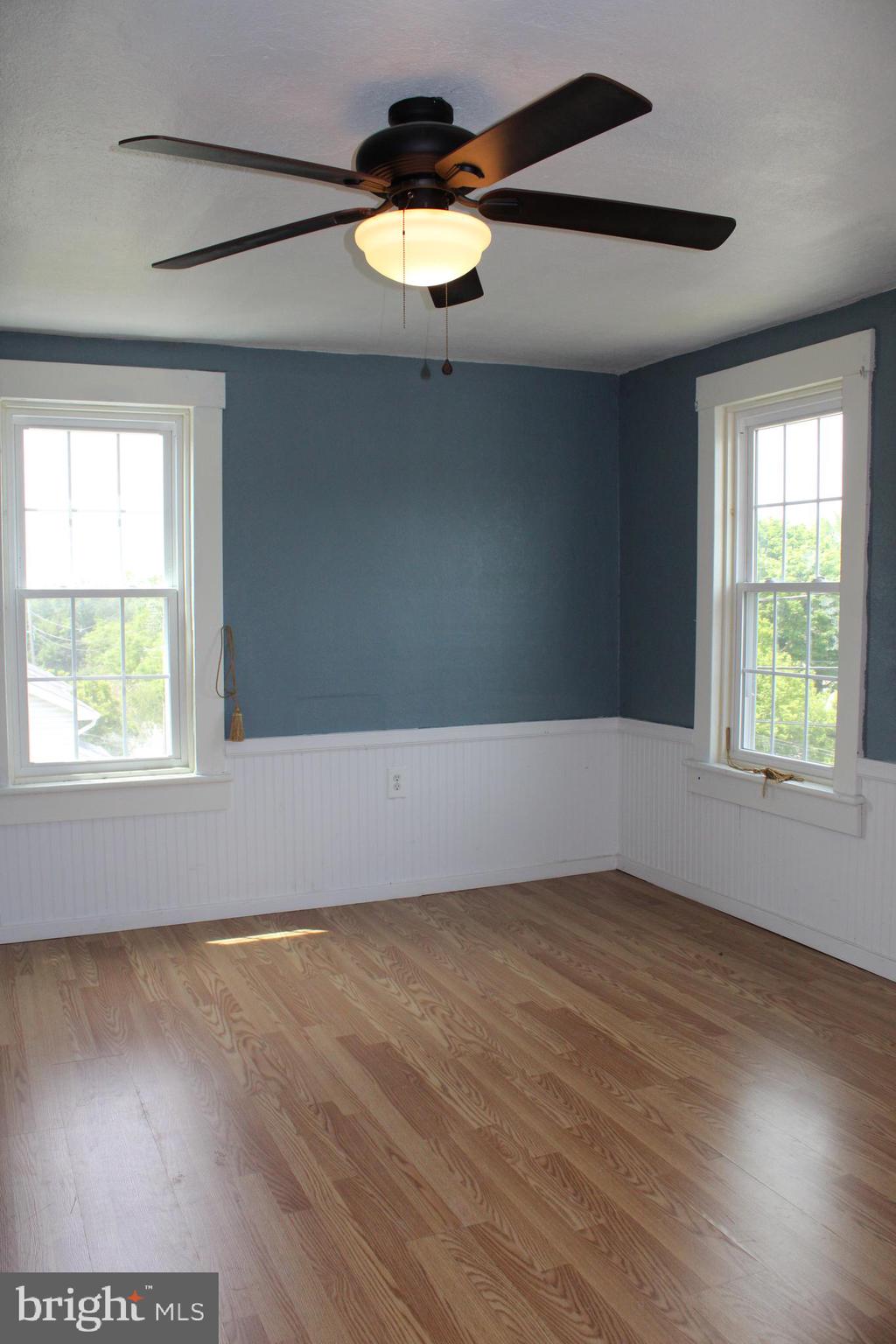 JOHNSON HEIGHTS - Residential