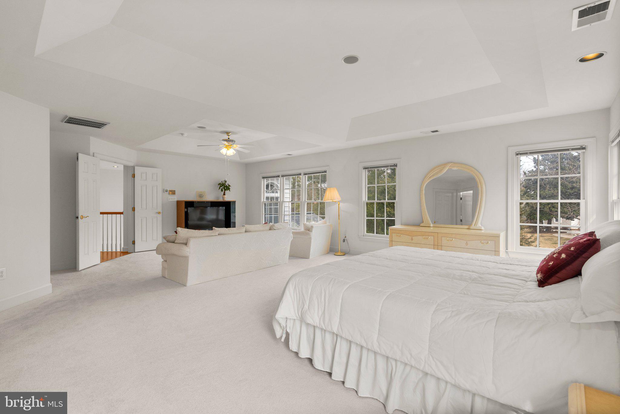 WINDSOR HILLS - Residential