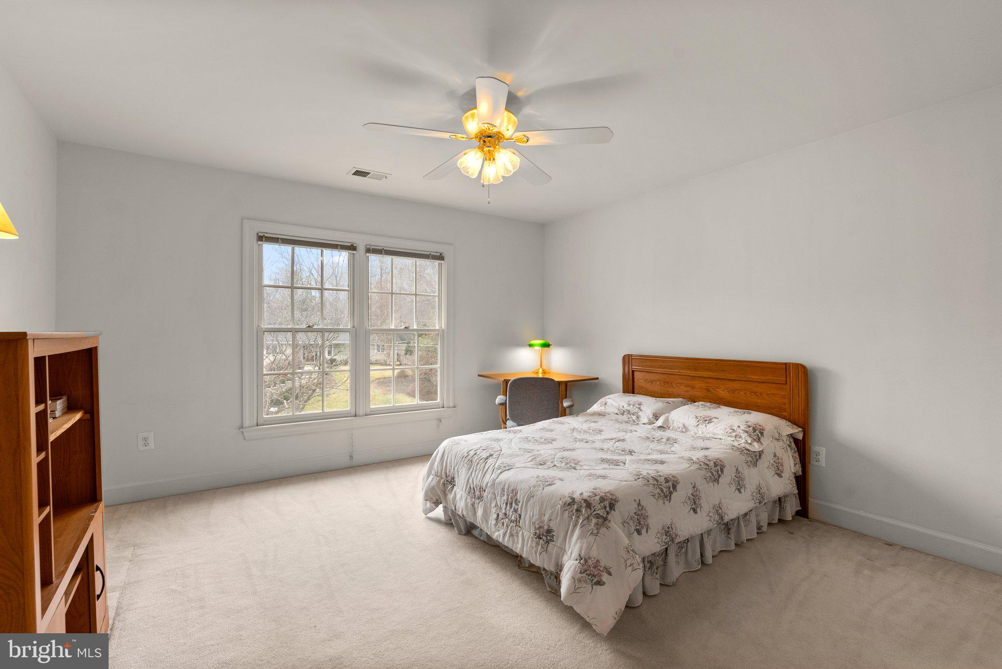 WINDSOR HILLS - Residential
