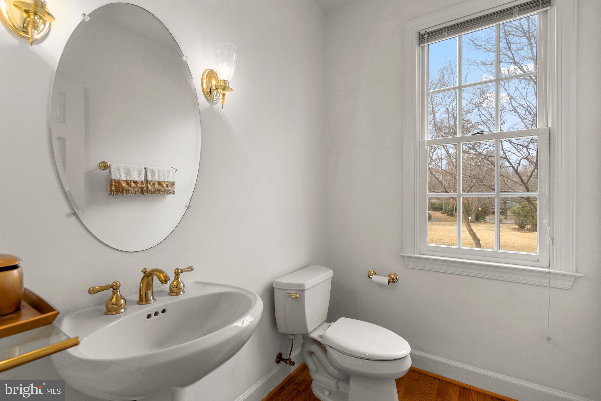 WINDSOR HILLS - Residential