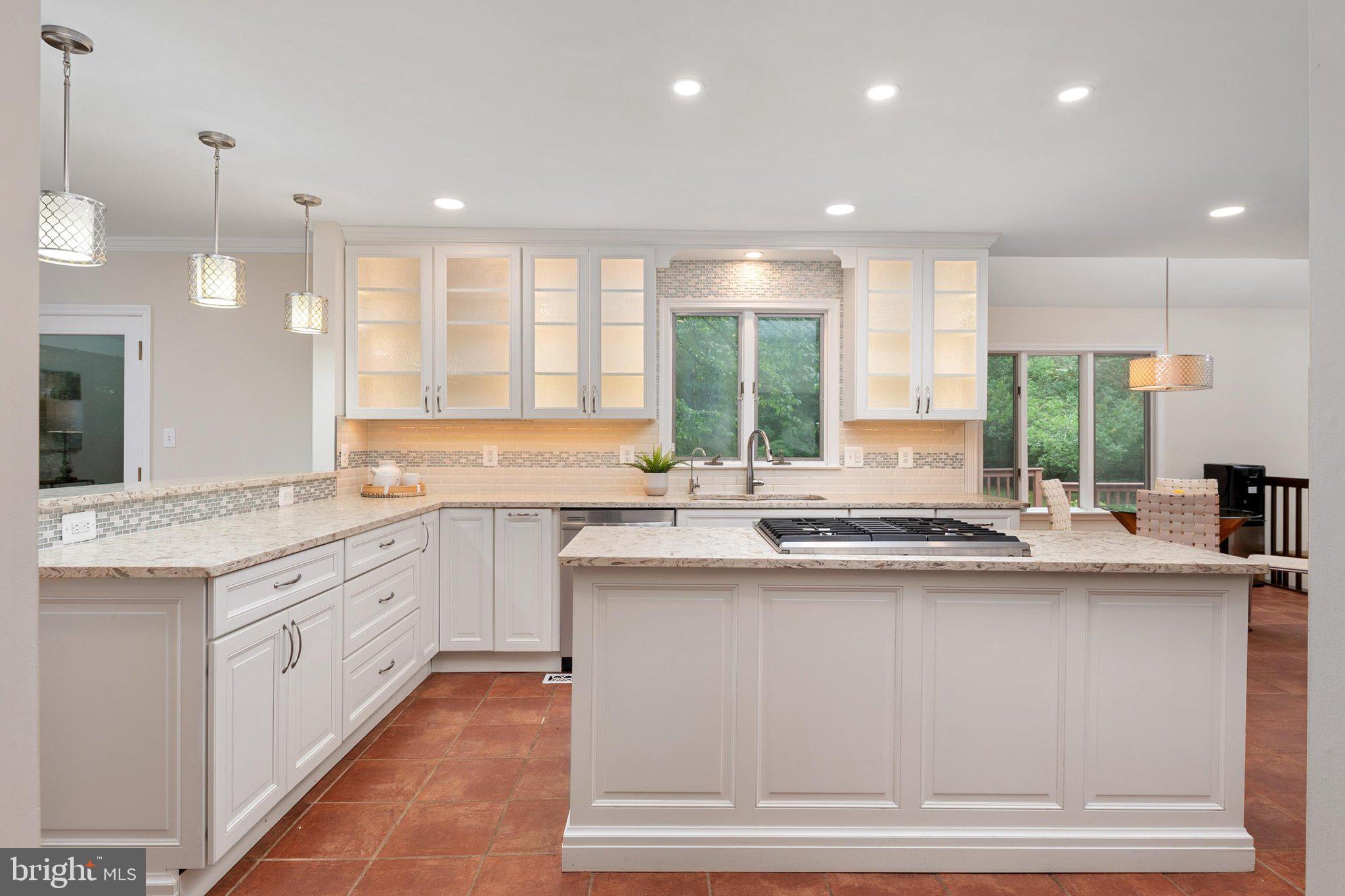 WINDERMERE ESTATES - Residential