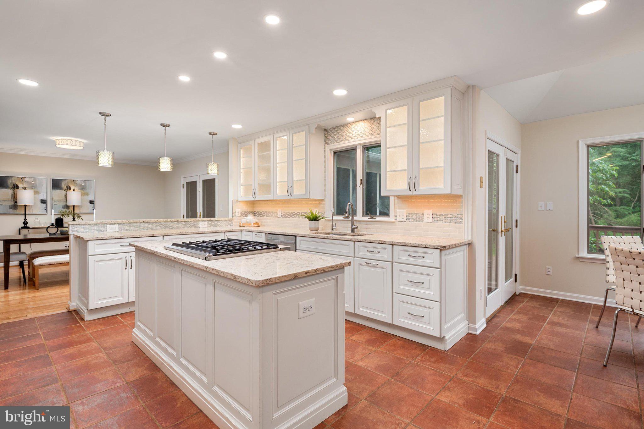 WINDERMERE ESTATES - Residential